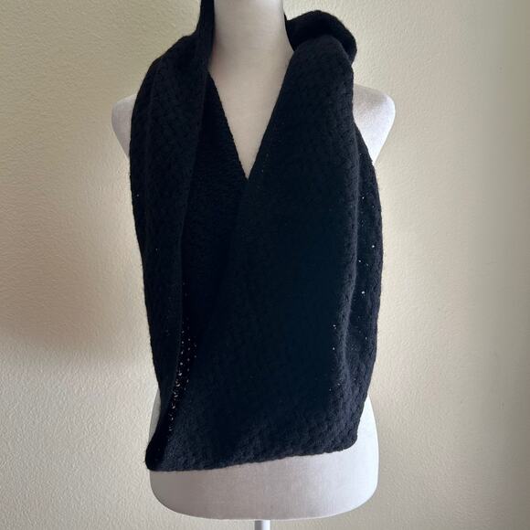 Isaac Mizrahi Infinity Scarf 100% Cashmere Black Basketweave Knit Crochet 15x55 - Picture 2 of 6